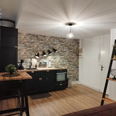 Cosy Renove Style Industriel * ラ・セーヌ・シュル・メール